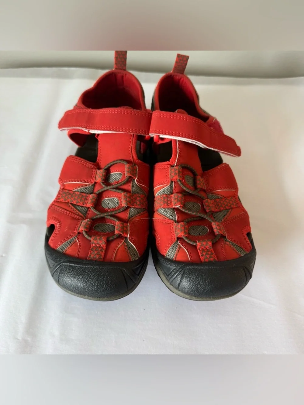 L.L. BEAN Size 5 Big Boys Red Summer Sandals